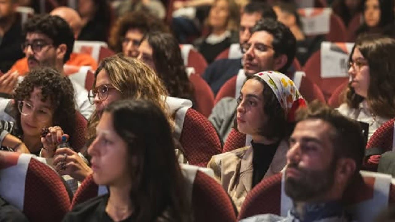 Early Came the Stories (LES IMATGES ARRIBAREN A TEMPS) Banner
