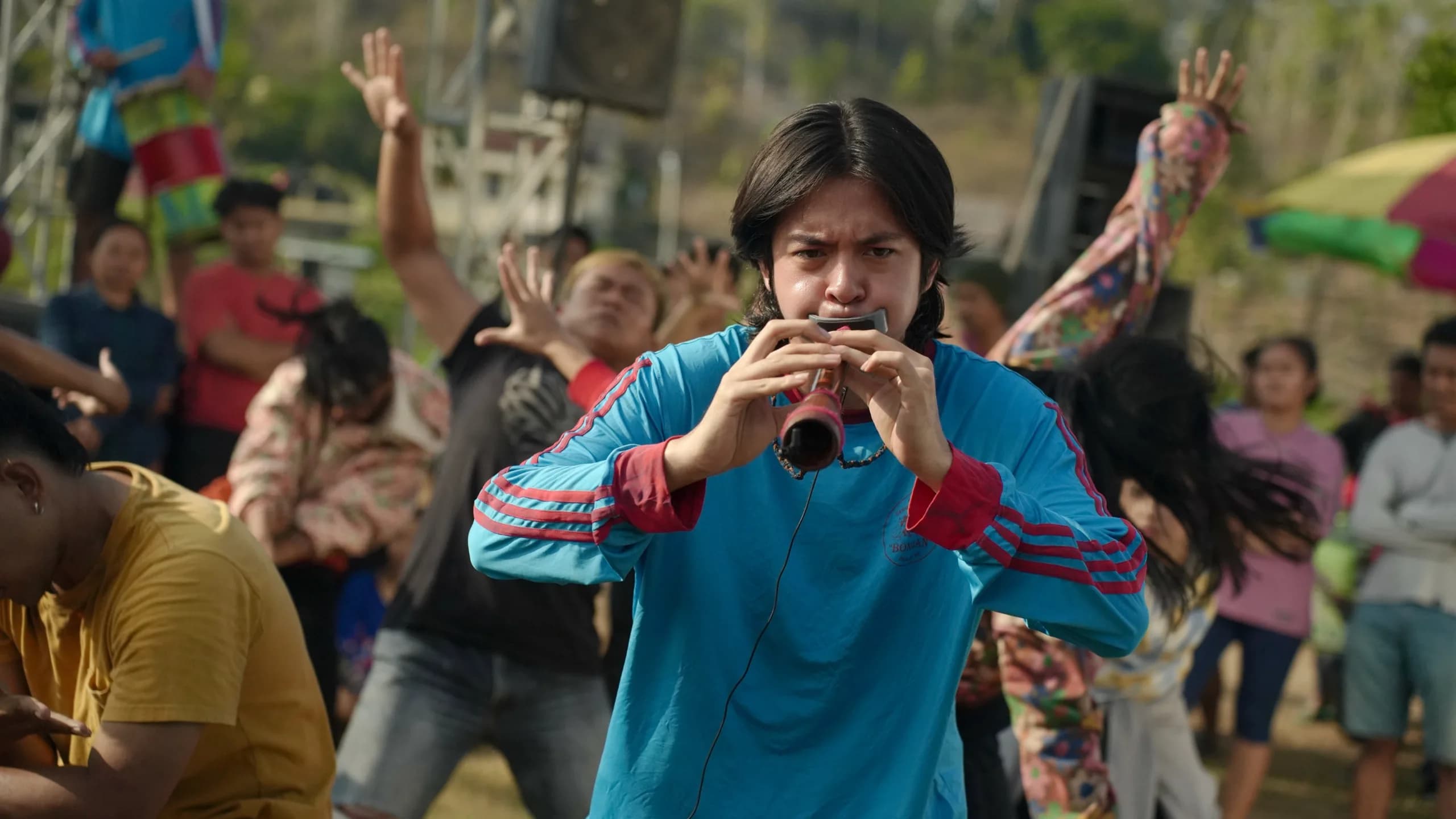 Levitating (Para Perasuk) Banner