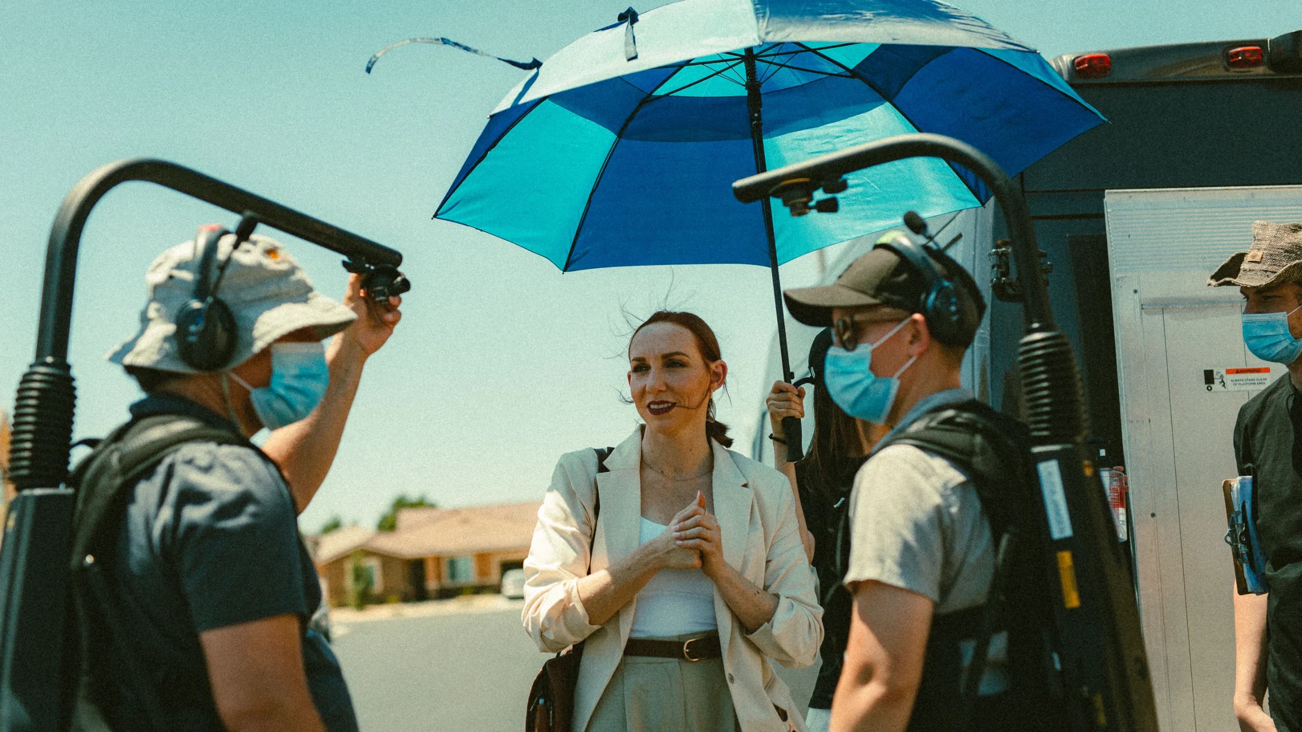 Behind the scenes 29