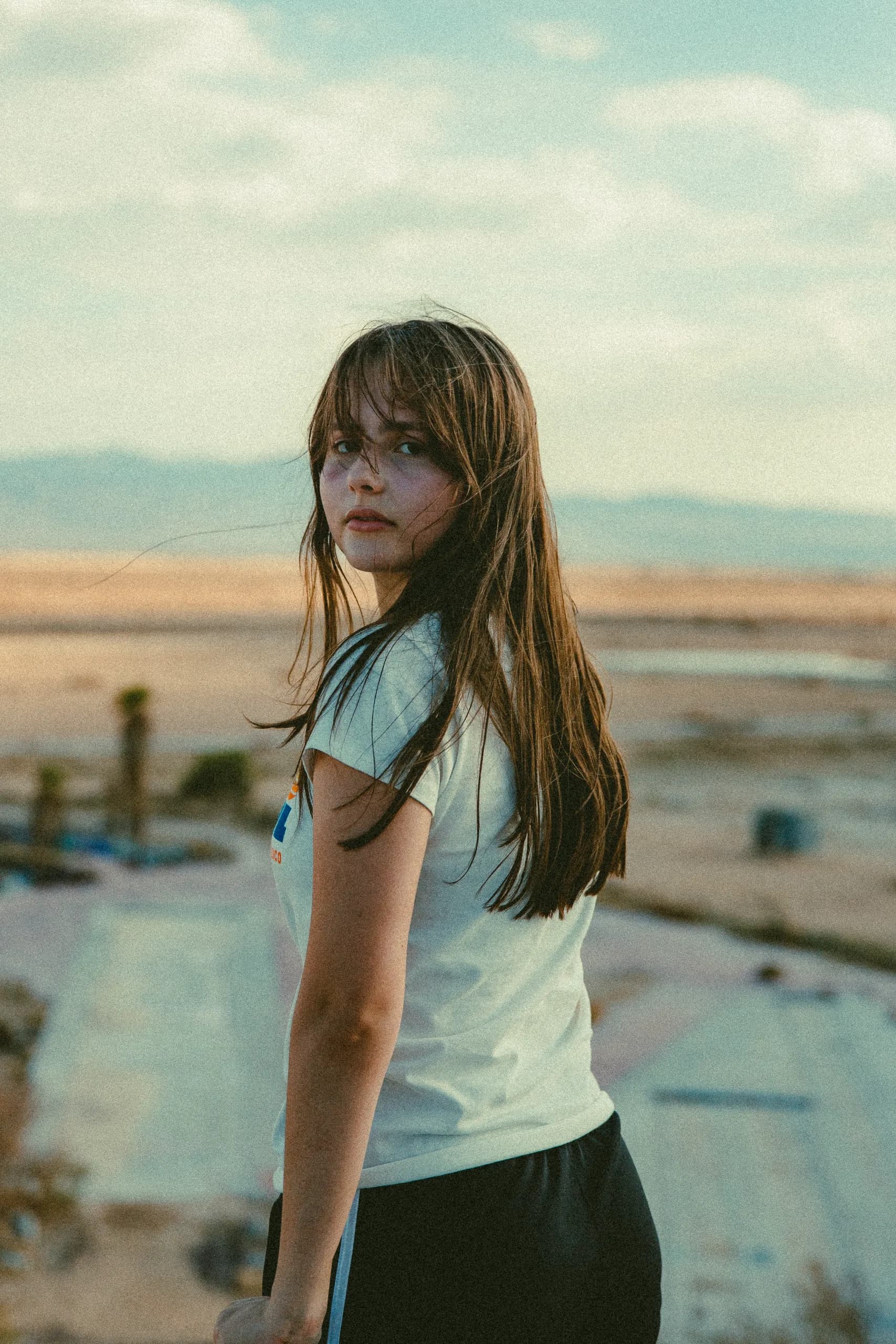 Behind the scenes 23