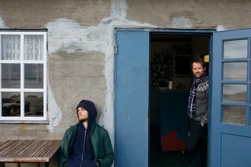 Behind the scenes 20