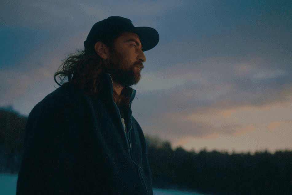 Noah Kahan: Out of Body