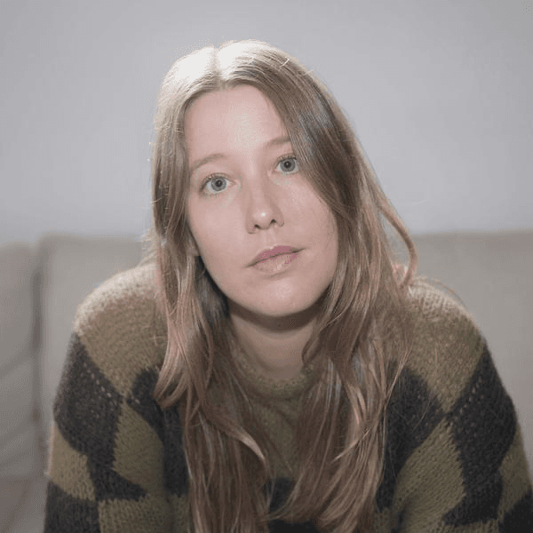 Victoria Trow